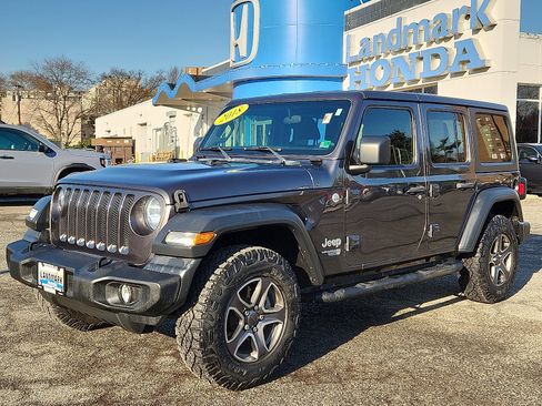 Used 2018 Jeep Wrangler Unlimited Sport S image 1