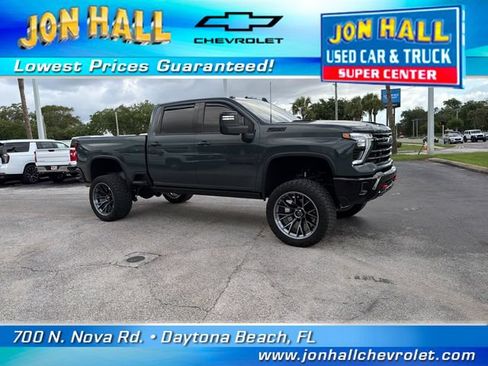 Used 2025 Chevrolet Silverado 2500 LTZ w/ Trail Boss Package AWD/4WD image 16