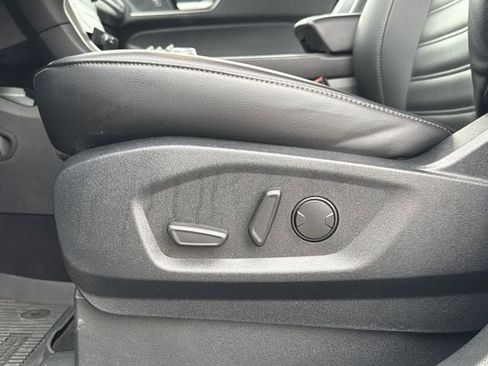 Used 2020 Ford Edge SEL w/ Convenience Package FWD image 8