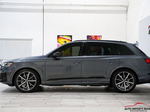 Used 2021 Audi SQ7 Premium Plus w/ Driver Assistance Package AWD/4WD image 13
