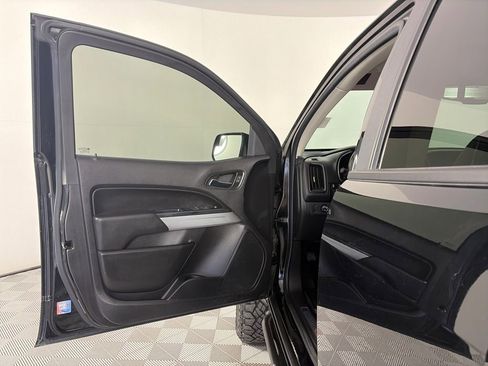 Used 2018 Chevrolet Colorado ZR2 image 10