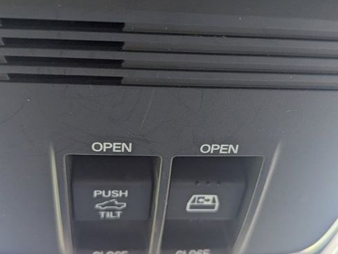 Used 2024 Honda Ridgeline RTL image 19