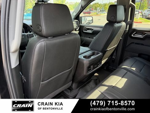 Used 2022 Chevrolet Silverado 1500 RST w/ Redline Edition AWD/4WD image 24