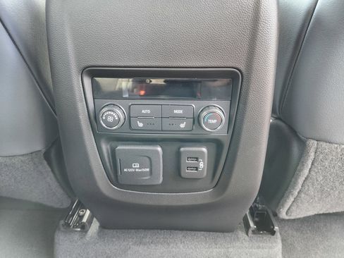 Used 2023 Buick Enclave Premium w/ Experience Buick Package image 17