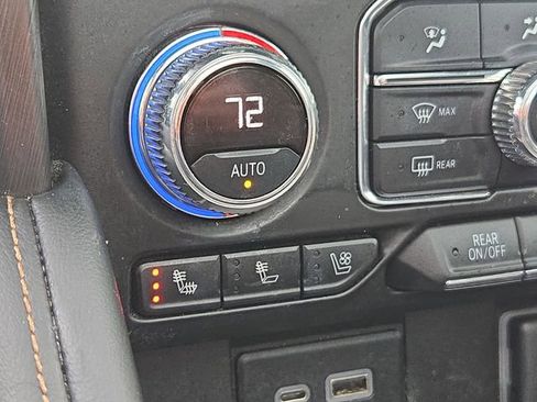 Used 2021 GMC Yukon XL AT4 w/ AT4 Premium Plus Package image 31