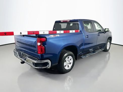 Used 2021 Chevrolet Silverado 1500 LT w/ Bed Protection Package image 7