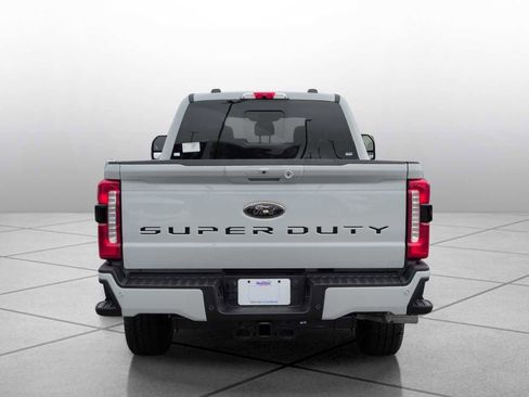 New 2026 Ford F250 Lariat w/ Black Appearance Package AWD/4WD image 4