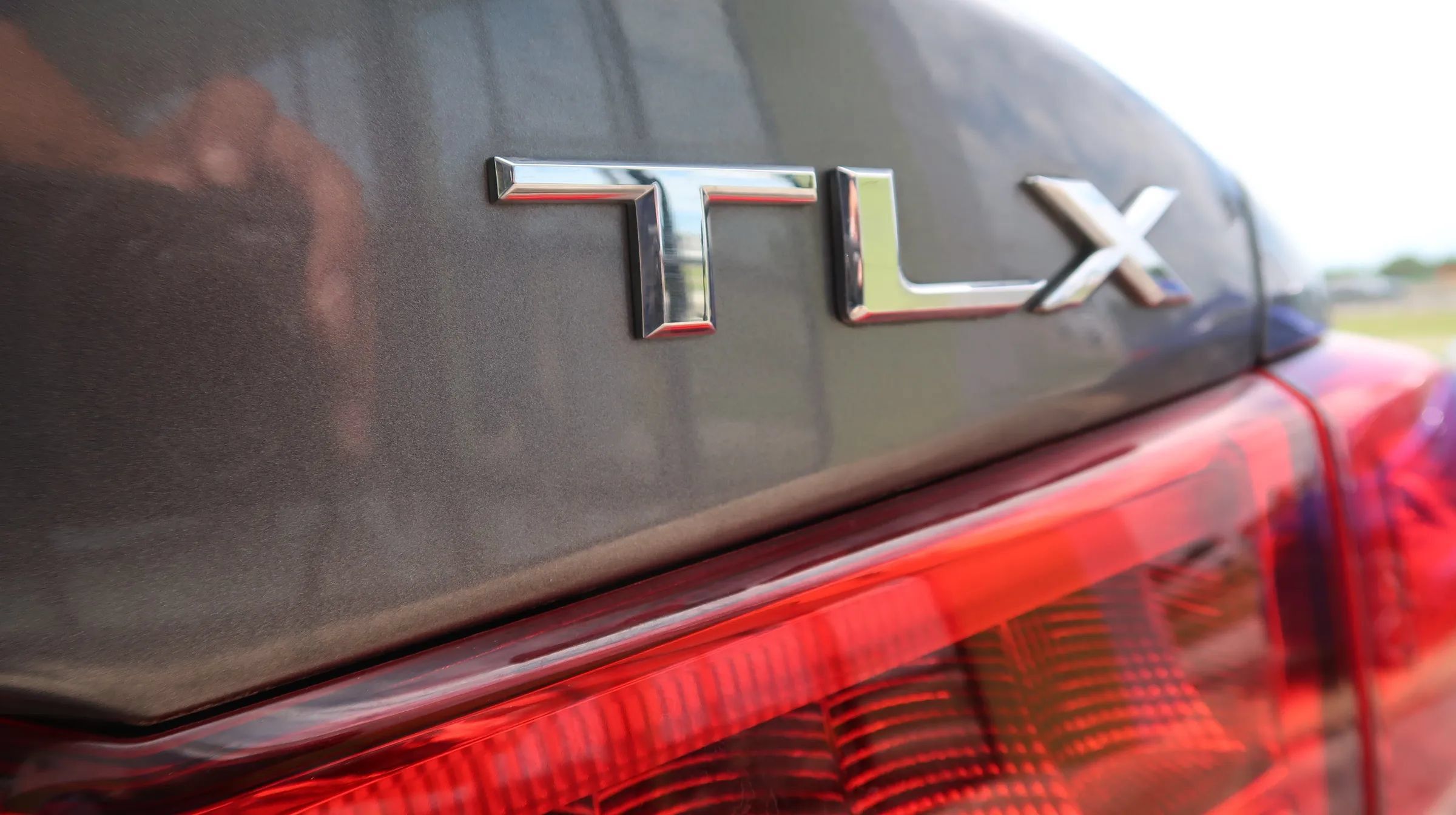 Used 2018 Acura TLX w/ Technology Package FWD image 51