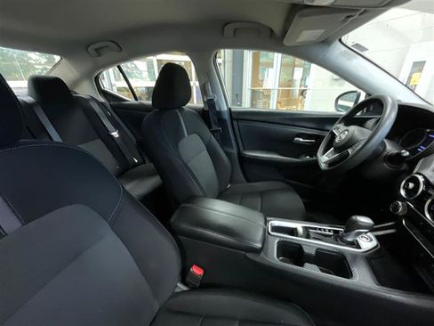 Used 2024 Nissan Sentra SV FWD image 30