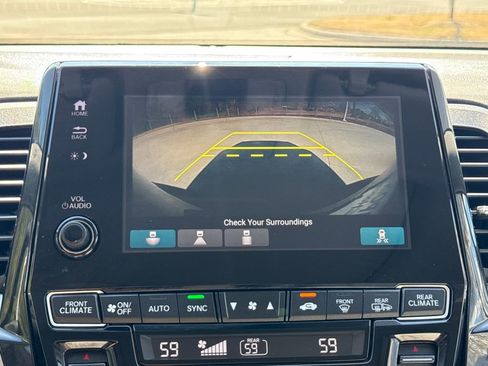 Used 2018 Honda Odyssey EX-L image 24