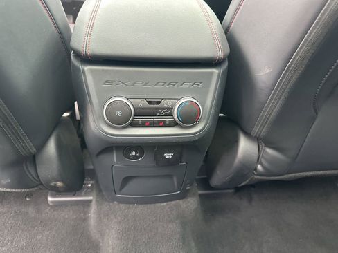 Certified 2025 Ford Explorer ST w/ Sun And Sound Package image 27
