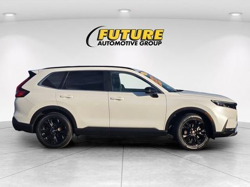 Used 2025 Honda CR-V Sport Touring image 4