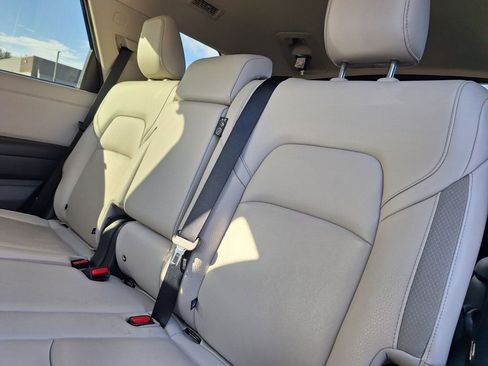 Used 2024 Nissan Pathfinder SL image 22