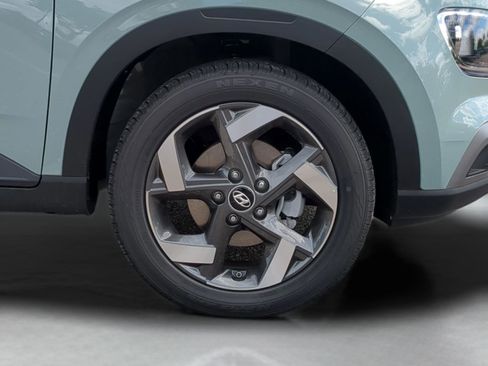 New 2026 Hyundai Venue SEL FWD image 11