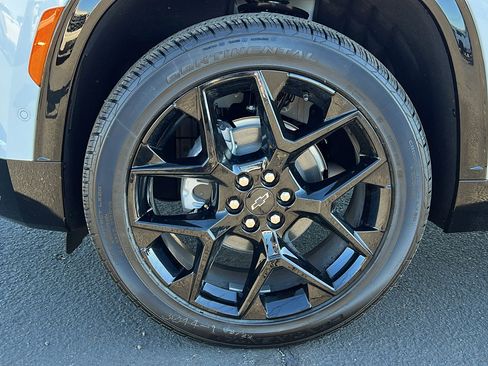 New 2026 Chevrolet Traverse RS w/ LPO, Floor Liner Package image 10