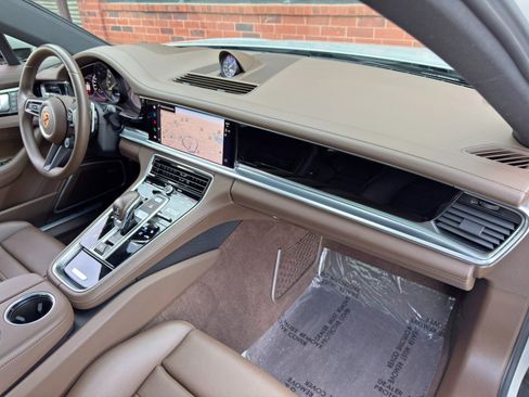 Used 2023 Porsche Panamera 4S AWD/4WD image 15