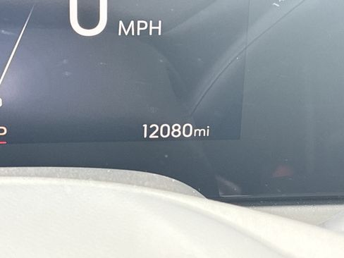 Used 2024 Buick Encore GX Sport Touring w/ Comfort Package image 21