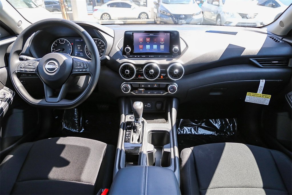 Used 2025 Nissan Sentra S FWD image 14