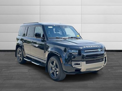Used 2023 Land Rover Defender 110 X-Dynamic SE AWD/4WD image 7