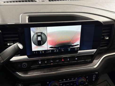 Used 2025 Chevrolet Silverado 3500 LTZ w/ LTZ Plus Package image 19