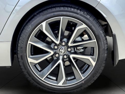 Used 2021 Toyota Corolla SE FWD image 23