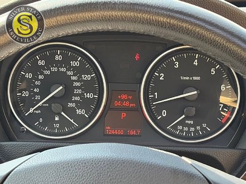 Used 2010 BMW 328i Sedan RWD image 25