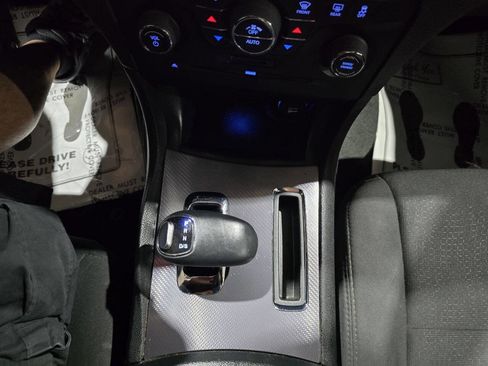 Used 2014 Dodge Charger SXT AWD/4WD image 36