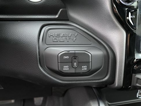 New 2026 RAM 2500 Big Horn AWD/4WD image 7