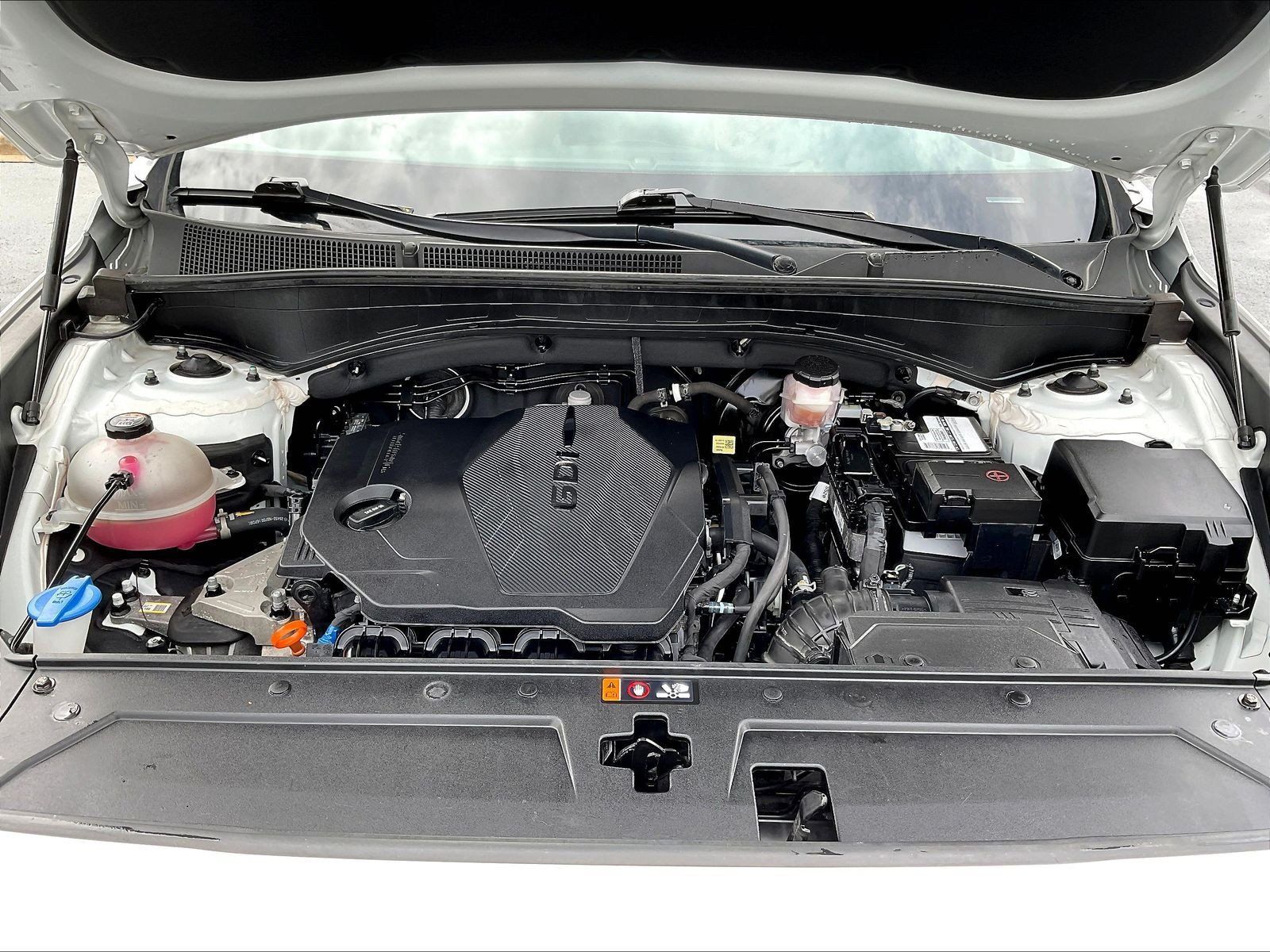 Used 2022 Hyundai Santa Fe SE AWD/4WD image 32