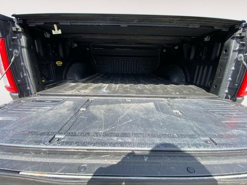 Used 2021 Ford F150 Platinum image 32