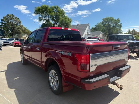 Used 2018 Ford F150 Platinum w/ Equipment Group 701A Luxury AWD/4WD image 4