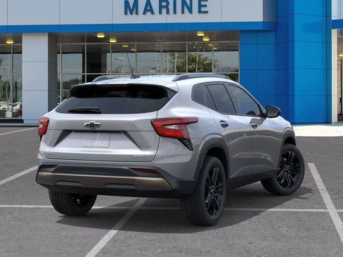 New 2026 Chevrolet Trax ACTIV FWD image 4