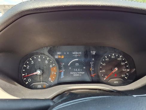 Used 2022 Jeep Compass Limited image 34