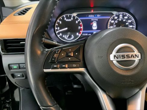 Used 2021 Nissan Sentra SV w/ SV Premium Package image 23