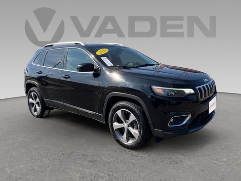 Used 2019 Jeep Cherokee Limited image 1