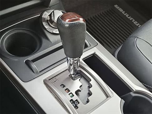 Used 2019 Toyota 4Runner Limited image 22