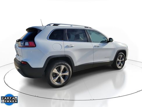 Used 2019 Jeep Cherokee Limited w/ Technology Group AWD/4WD image 4