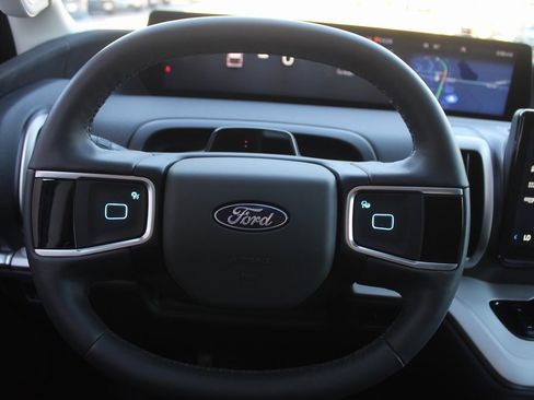 New 2025 Ford Expedition Max Active image 35