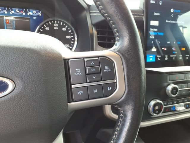 Used 2023 Ford Expedition XLT AWD/4WD image 18