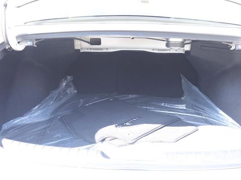 Used 2023 Hyundai Elantra Limited w/ Cargo Package image 14