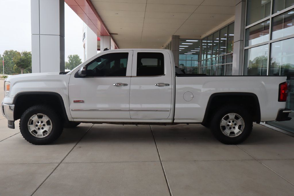 Used 2014 GMC Sierra 1500 SLT w/ All-Terrain Package AWD/4WD image 4