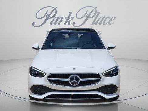 Used 2025 Mercedes-Benz C 300 Sedan image 5