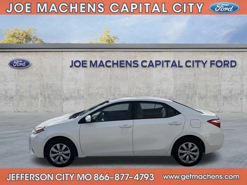 Used 2016 Toyota Corolla LE image 4