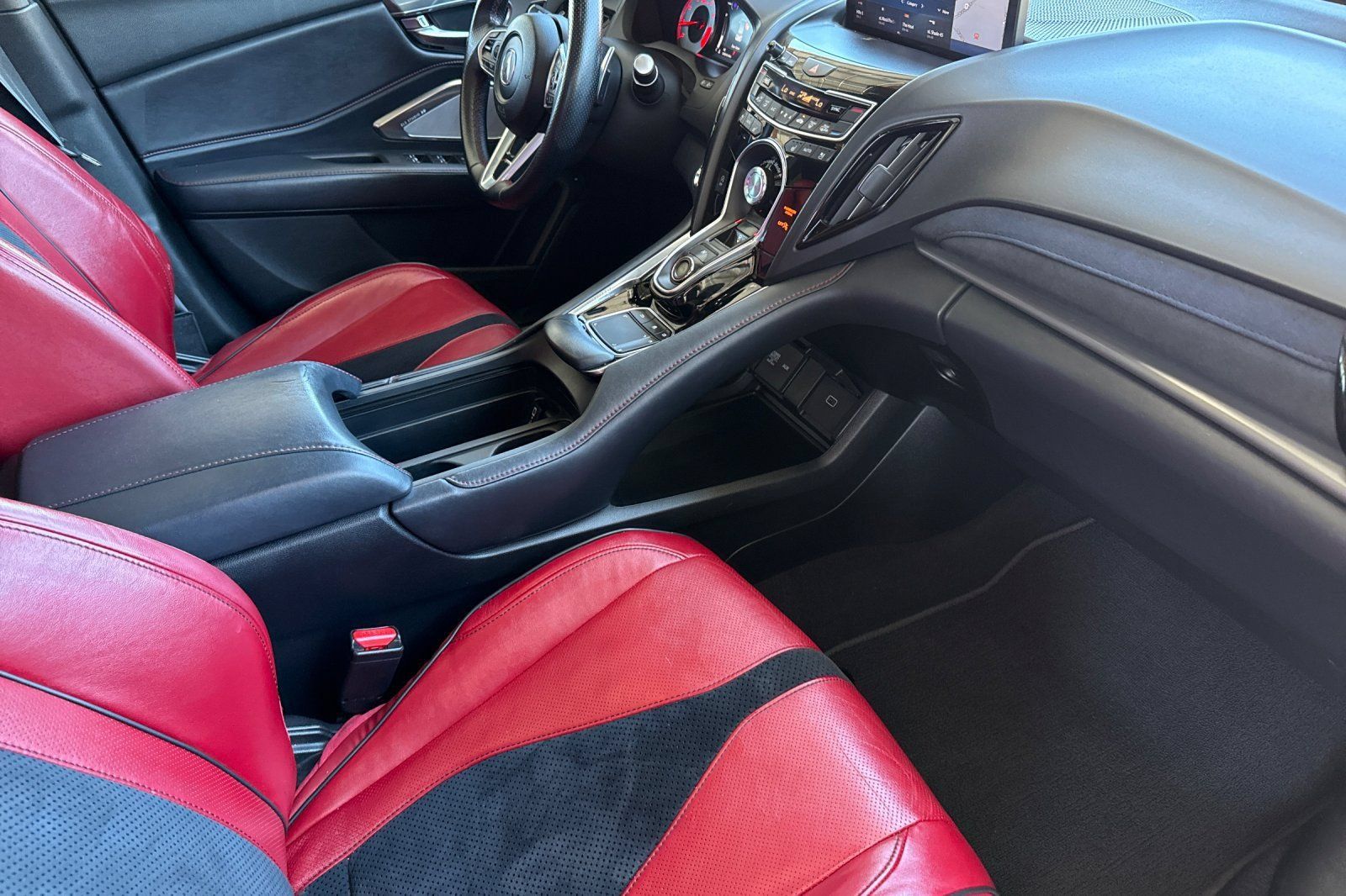 Used 2019 Acura RDX w/ Advance Package FWD image 25