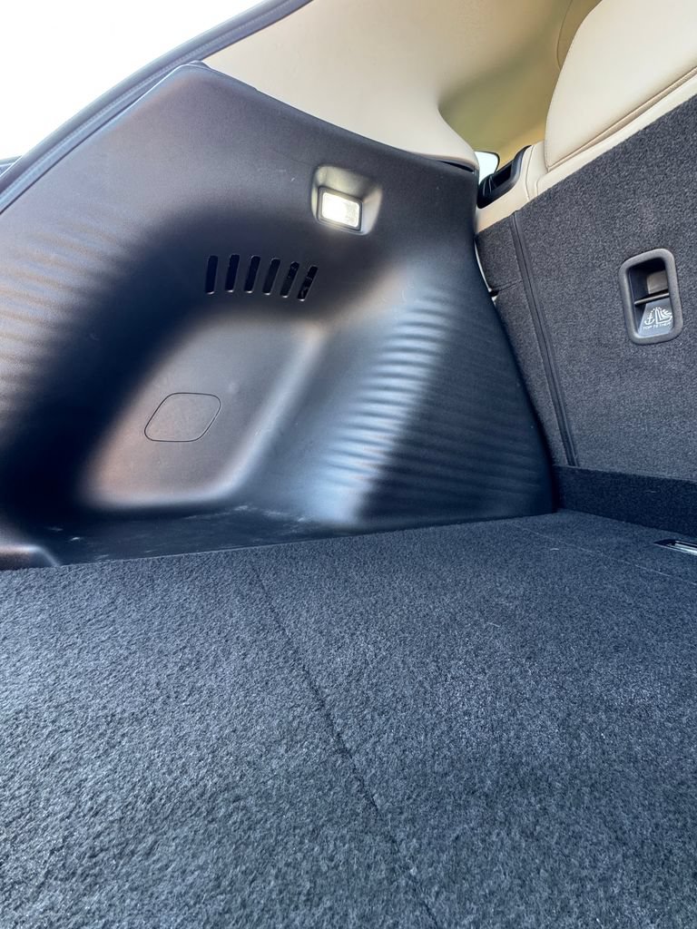 Used 2023 Honda HR-V EX-L image 11