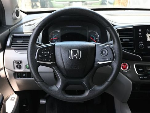 Used 2021 Honda Pilot EX image 13