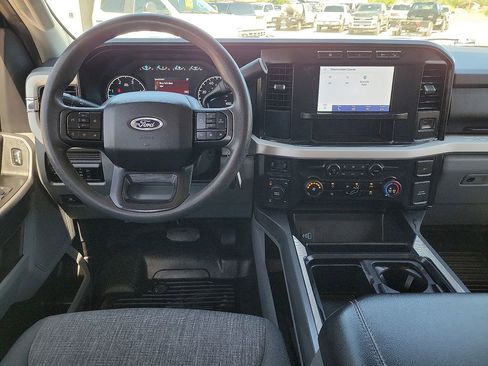 Used 2024 Ford F250 XLT image 17