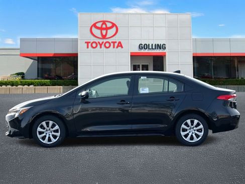 New 2026 Toyota Corolla LE image 5