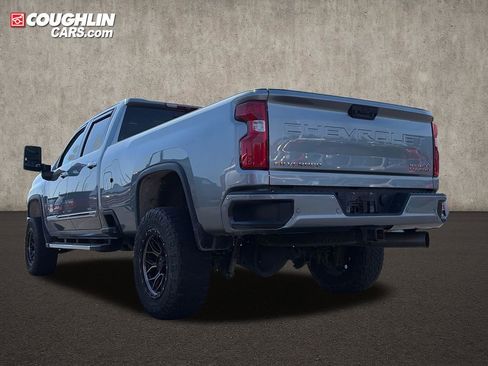 Used 2024 Chevrolet Silverado 3500 High Country AWD/4WD image 6