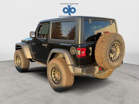 Used 2022 Jeep Wrangler Sport AWD/4WD image 19